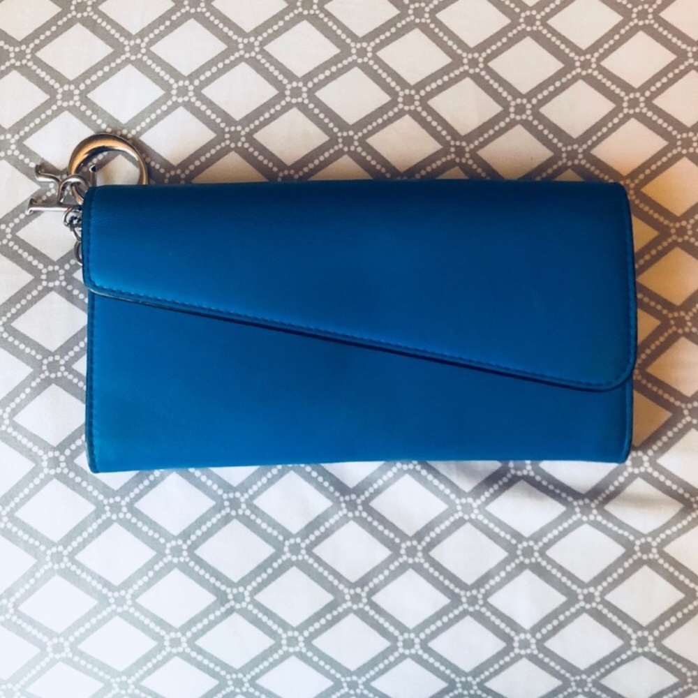Dior wallet